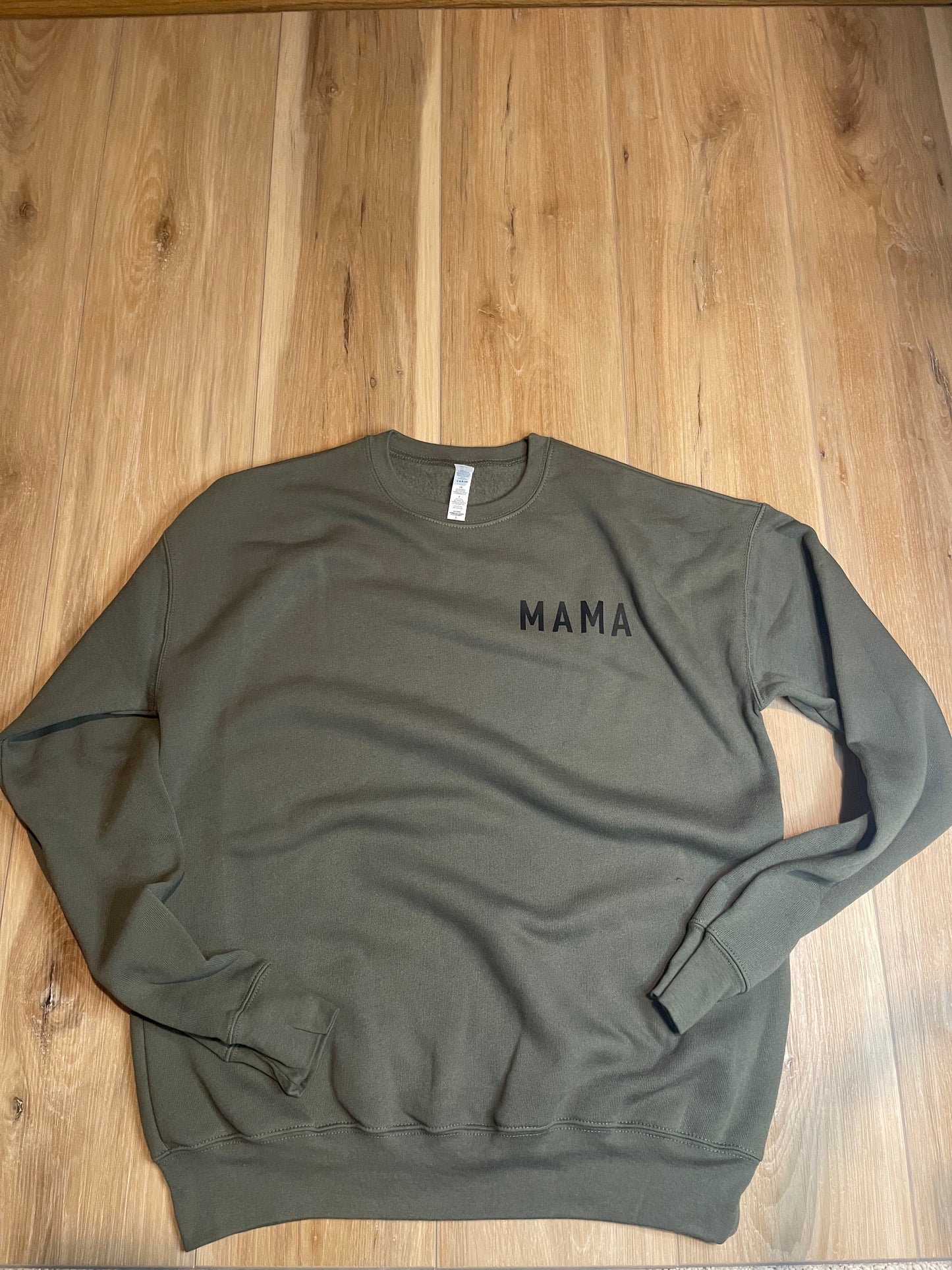 Mama Crewneck sweater